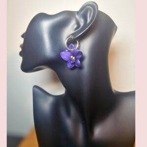 Pendientes de Violeta Africana Morada — Joya Botánica Delicada